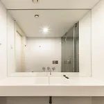 Guestready - Chic Near Liberdade Avenue * Lisboa
