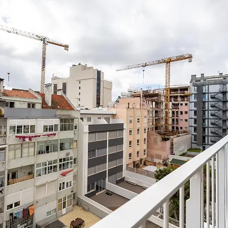 Apartment Joivy Chic With Balcony Near Liberdade Avenue *